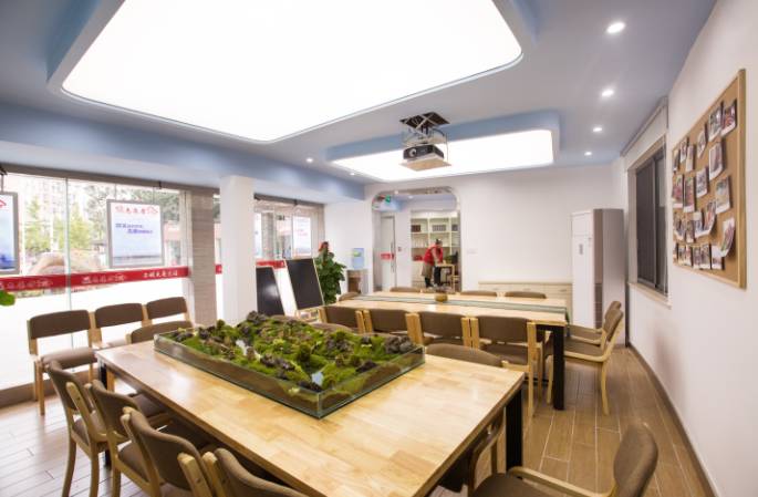 青年之家共青团一号门店,共青团青年之家