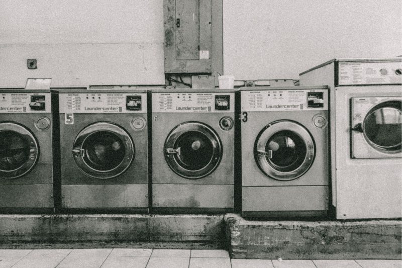 PANTONE改走时尚文青怎么了？原来他和他们都合作过