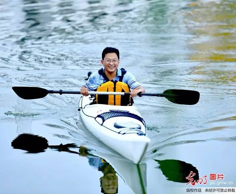 光明图刊,全民健身齐参与展示风采添活力