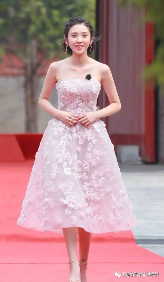 蔡依林唐艺昕图片,明星演唱会蔡依林完整版