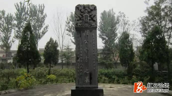 杜甫草堂故居是真实的吗,杜甫之墓真实照片