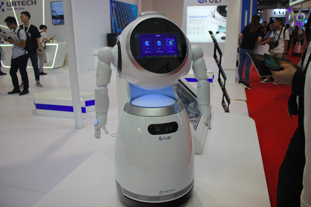 盘点那些让人类逼疯的机器人,所有黑科技机器人