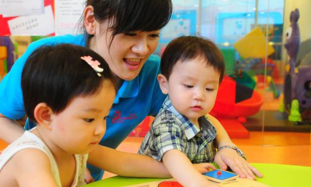 公立幼儿园托班好还是机构好,如何选择适合的托班和幼儿园