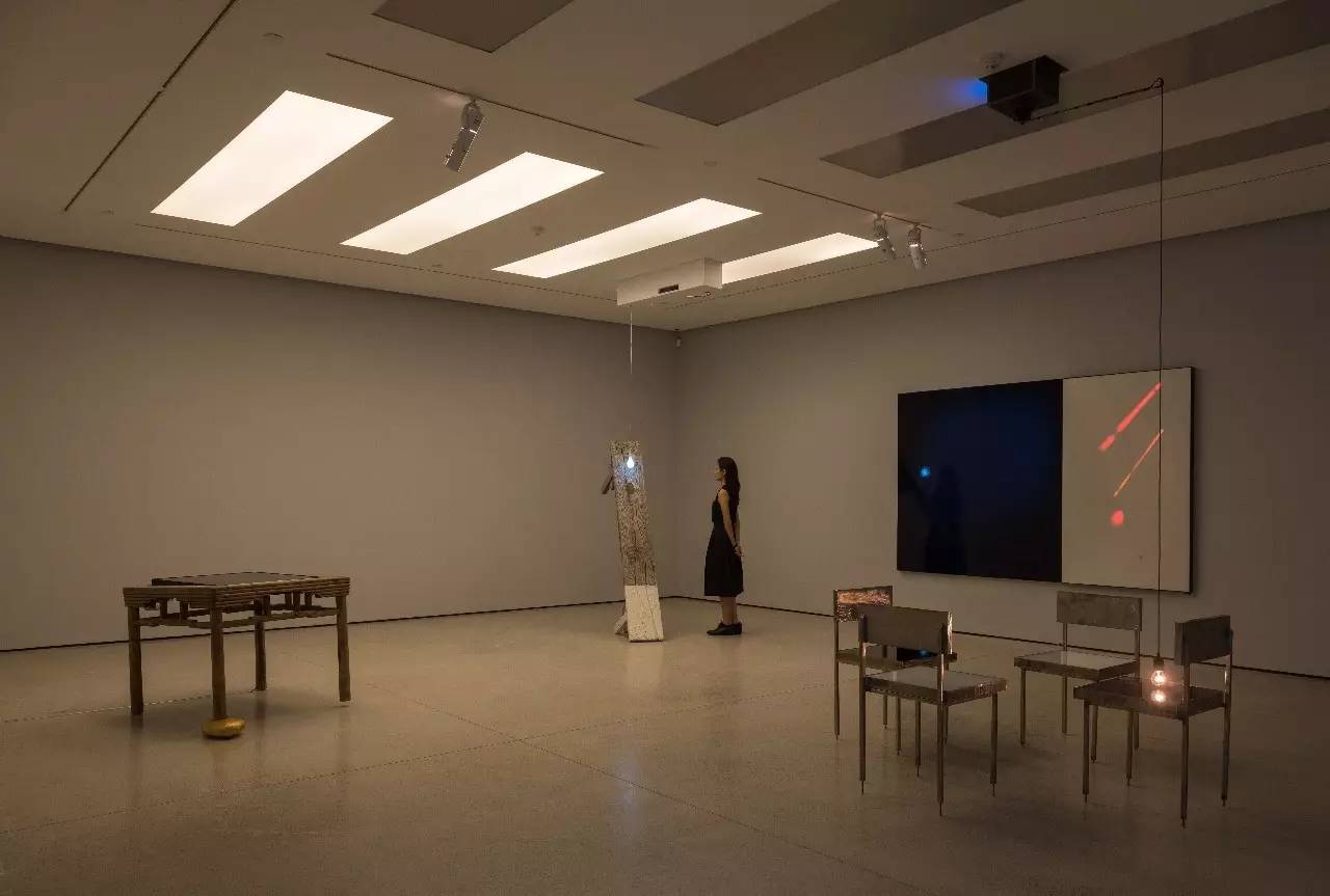 凤凰艺术｜白立方呈现另一个鲜为人知的“王功新”，“轮回”重启