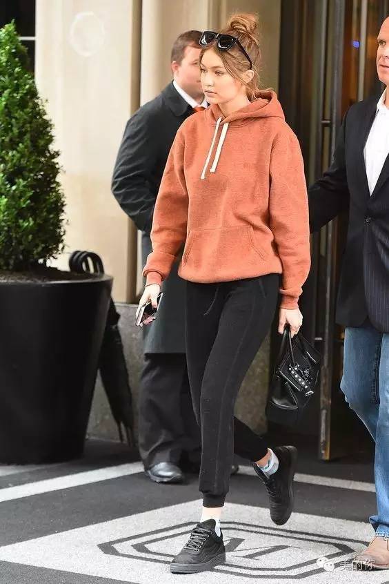 九分裤运动鞋初秋时髦舒适最佳cp,休闲九分裤配高帮运动鞋