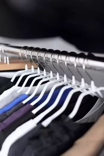 衣架选不好,你的贵衣服都毁了!