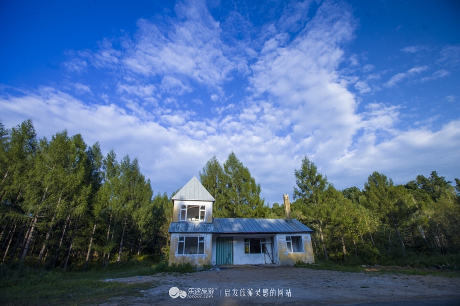镜泊湖火山口免费景点,探秘火山