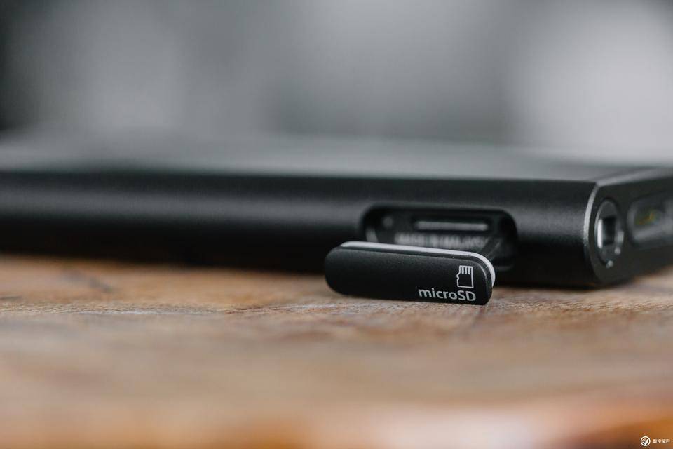 索尼nw-a306和zx300a哪个好,索尼walkmannw-e393