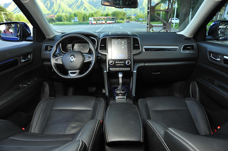 探界者对比科雷傲,科雷傲120周年限量款和探界者