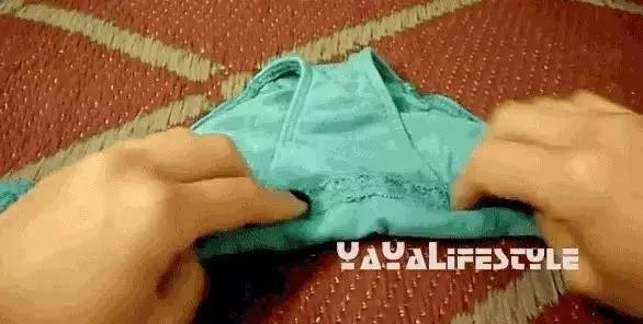 衣服怎么叠放在柜子里整齐,怎么叠衣服又快又整齐