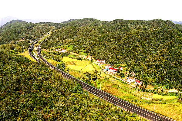 喜迎二十大争创新业绩,喜迎二十大奋力走好新征程