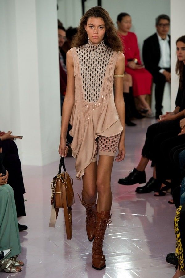 chlo女装视频,巴黎时装周chloe秀场2019