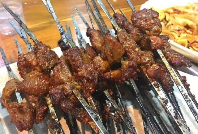 「莲湖味道」莲湖区的这几家美食绝了，98%的人来了不想走！