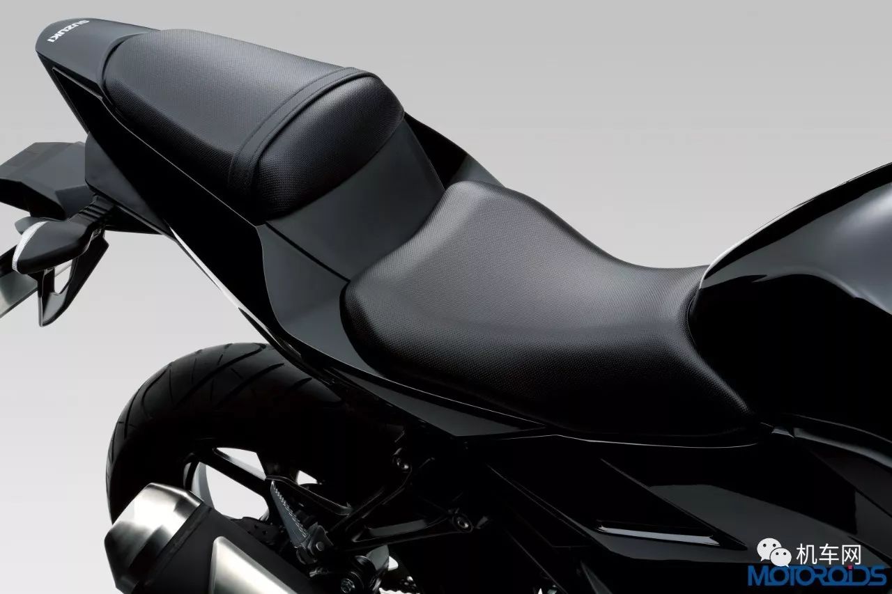 铃木跑车gsx1000rr新款,铃木gsx-r250新款