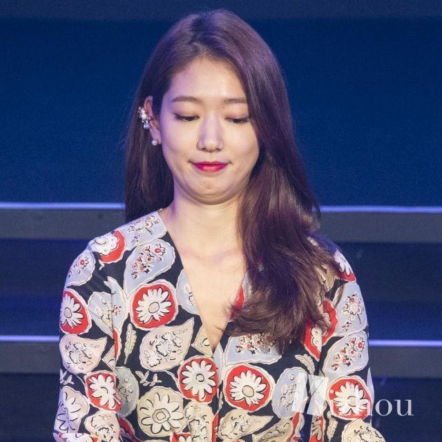 周迅杨幂范冰冰争夺收视女王,范冰冰杨幂现在合照