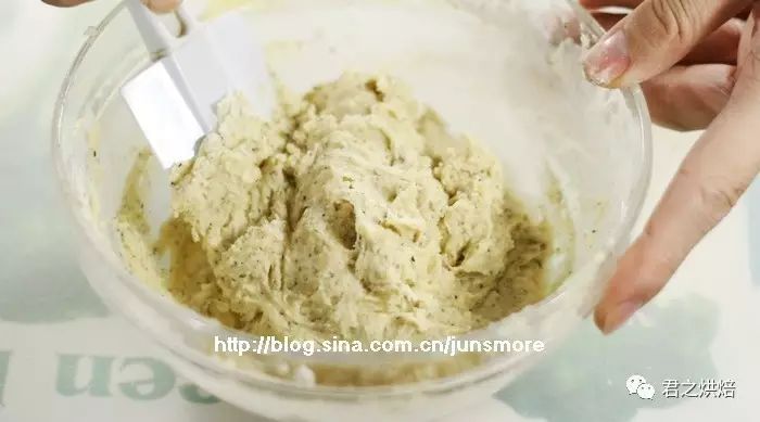 女伯爵红茶饼干做法步骤,3分钟教你做伯爵红茶饼干