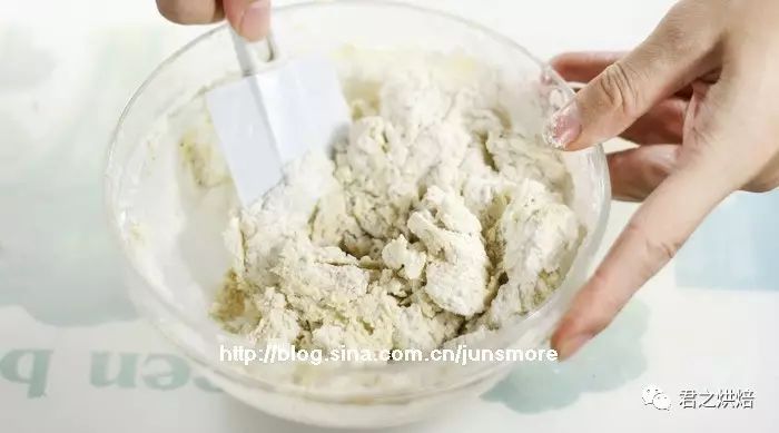 女伯爵红茶饼干做法步骤,3分钟教你做伯爵红茶饼干