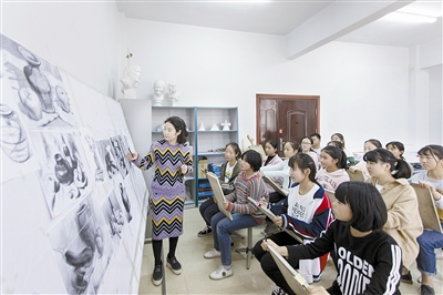 潮平两岸阔风好正扬帆——记打造幸福文化砥砺前行的淮滨县实验学校