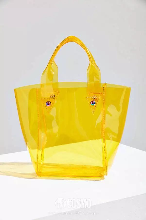 时髦办｜“透明塑料”成新流行！再也不怕下雨天咯