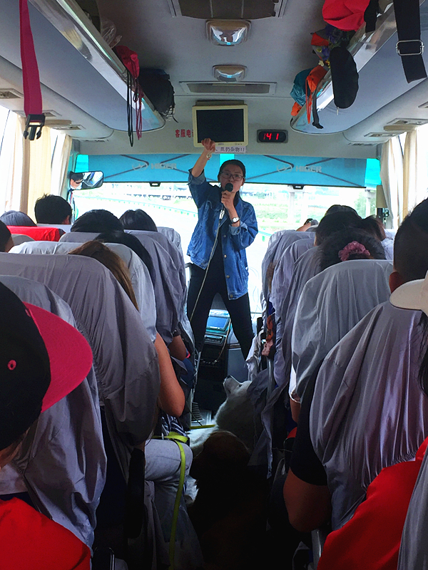 活动回顾｜欧帝亿主题狗狗巴士察哈尔草原深处探秘万年火山