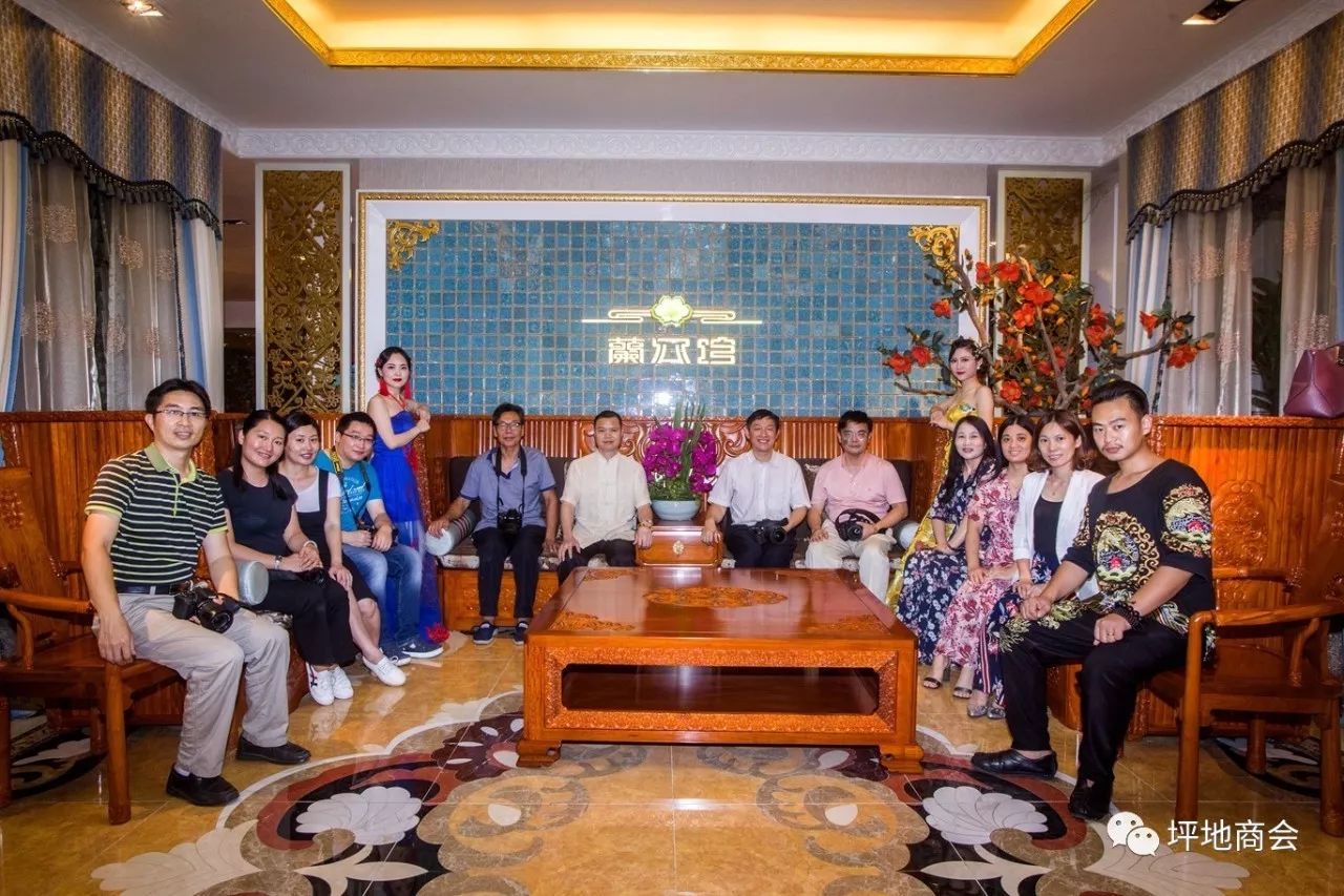 探访、记录藏匿在坪地的“国粹文化”｜坪商摄影