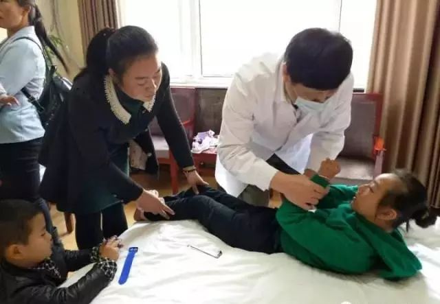 脑瘫儿童爱心公益活动,关爱困境妇女儿童基金募捐倡议书