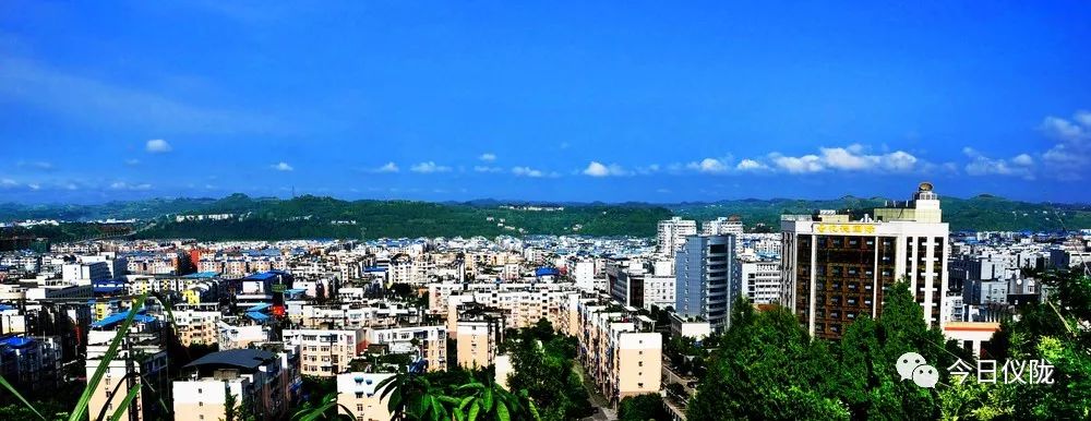 一座幸福感爆棚的滨江小城,一座山清水秀的幸福小城