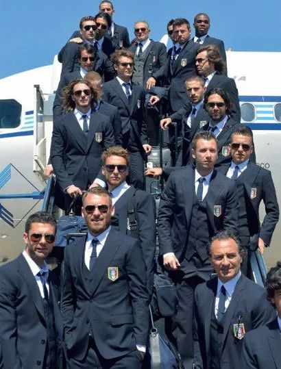 意大利无缘卡塔尔世界杯集锦,06年意大利世界杯布冯精彩扑救