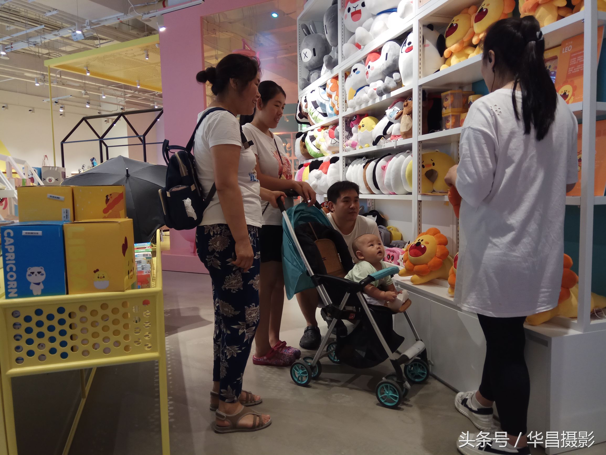 简单好出效果的商铺,简单干净的商铺