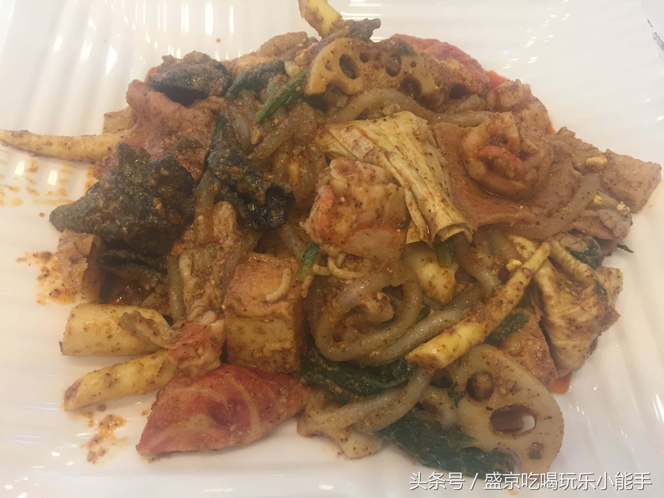 麻辣拌中的爱马仕，九公主麻辣拌，粉红的广告，小资的装修