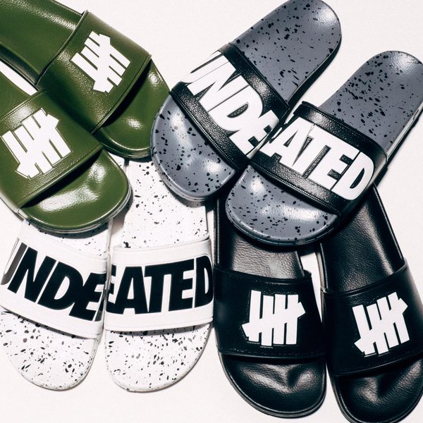 欧美风凉拖穿搭,凉拖怎么穿最时尚