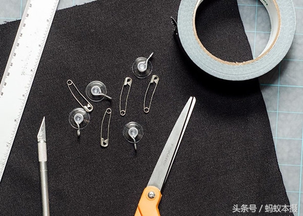 想隔着玻璃拍大片被玻璃反光困扰？这样就能消除玻璃反光！