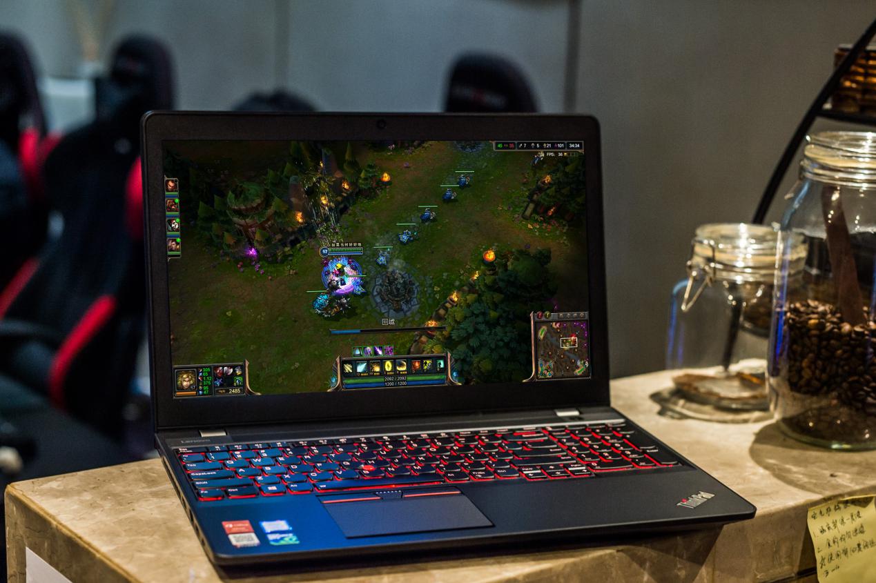 镜面屏反光厉害,镜面屏防反光涂层