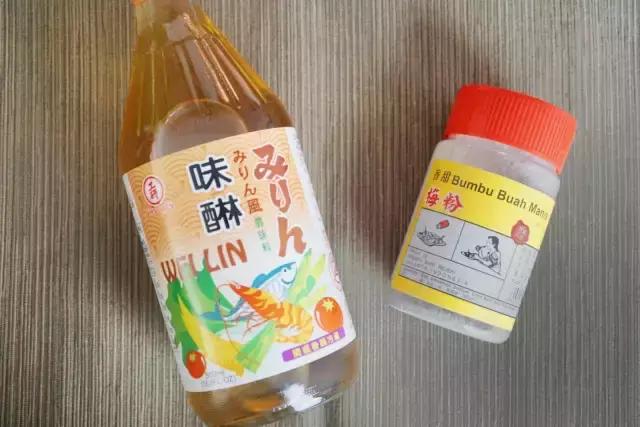 三伏天不吃饭也要买一件棉麻衫,三伏天不开空调吃饭一身汗