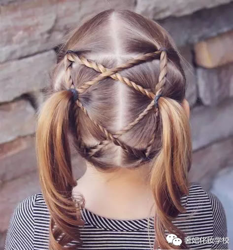 编发儿童简单又漂亮中长发小公主,斜辫子的小公主编发