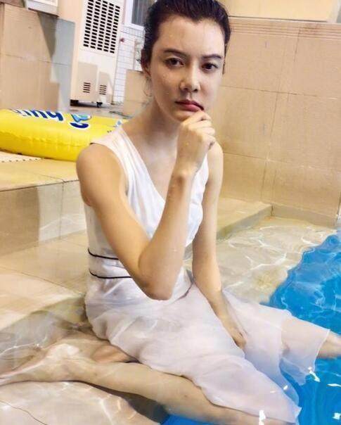 车晓近照2019,39岁车晓晒美照离开豪门9年仍单身