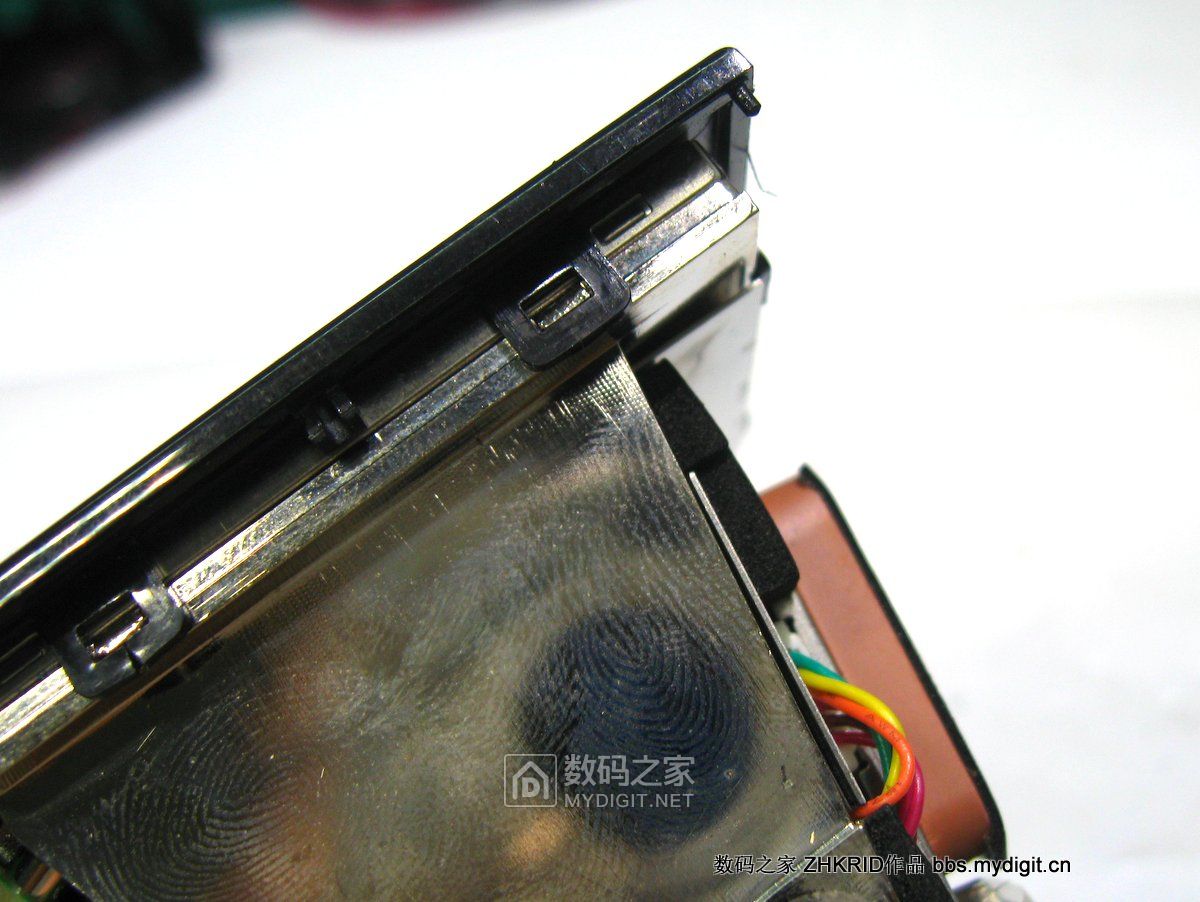 拆解趴趴狗隐藏式行车记录仪,行车记录仪拆解解析