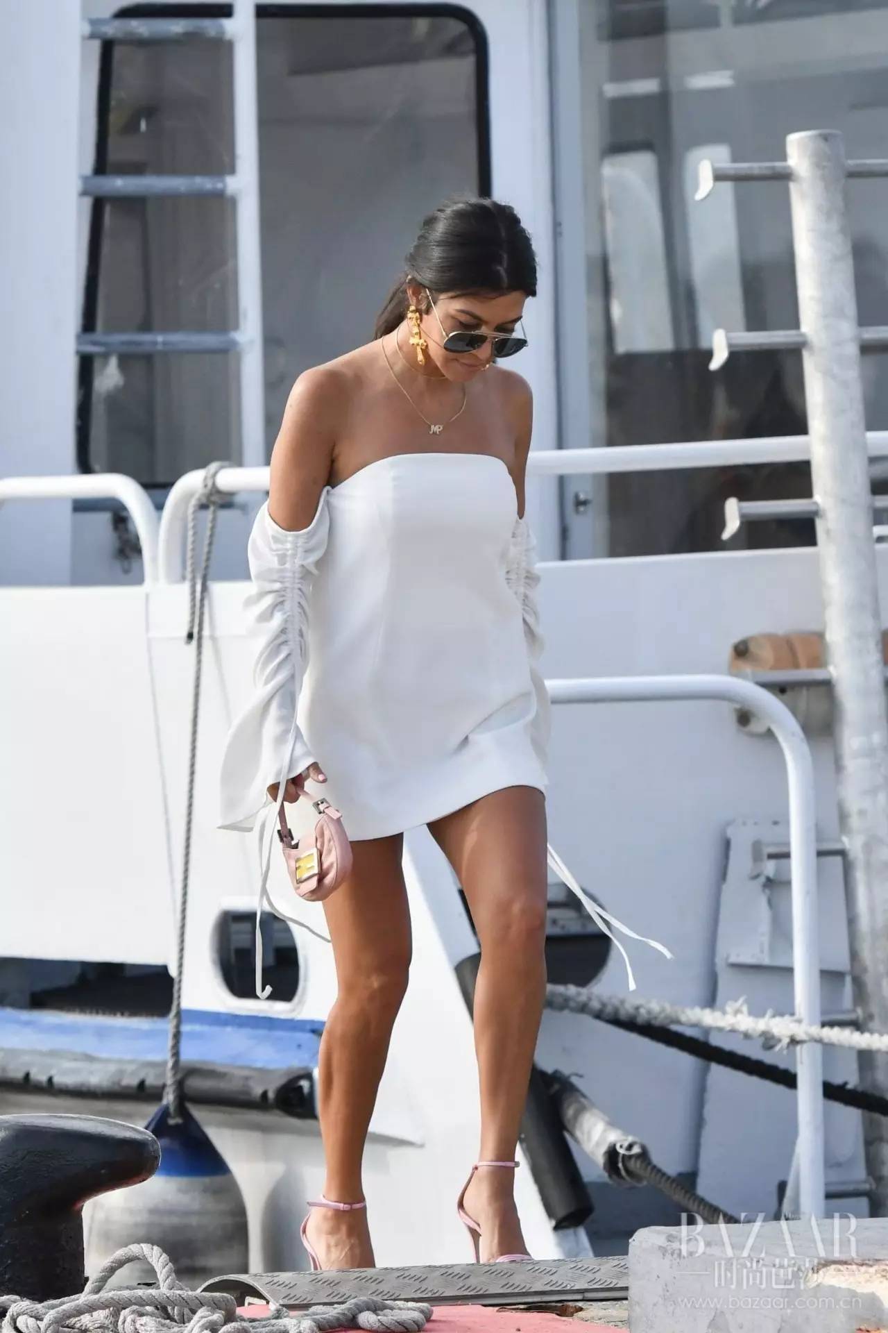 趁这6个小众品牌连衣裙还没烂大街,跟宋茜赵丽颖穿起来过夏天!