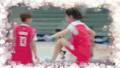 热巴乔欣鹿晗,热巴和鹿晗一起玩劈叉