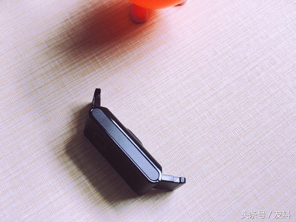 跨界拉卡拉手环好用吗,拉卡拉手环b3