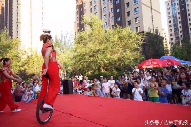 “2017第三届缤纷夏日嘉年华新媒体社区行”引爆春城