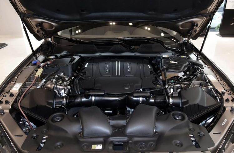 捷豹xjl四驱全景商务版落地多少钱,一步到位买suv