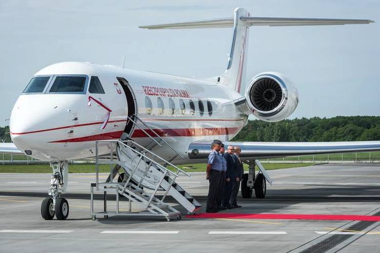 波兰总统终于有了专属飞机了，并且还是马云同款