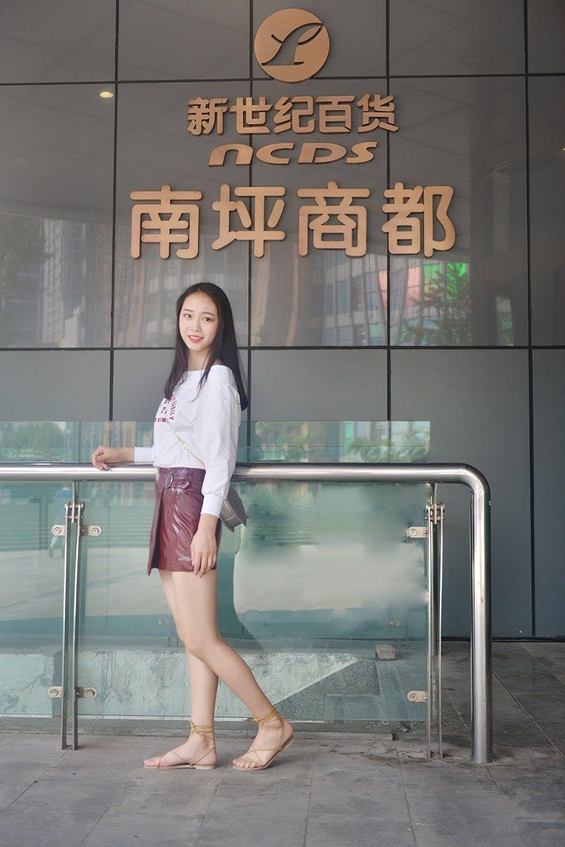 夏季旅游攻略中必不可少的装备,在南坪商都可以一站备齐