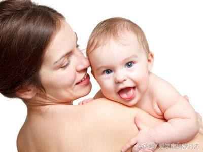 七天新生儿打嗝正确的处理方法,有效缓解新生儿打嗝的方法