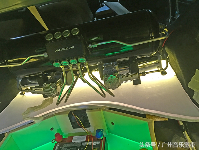 新款奔驰c级改装包围套件,2022奔驰c级音响改装方案