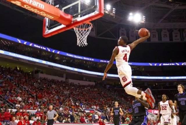 丁彦雨航爆发集锦,丁彦雨航表现