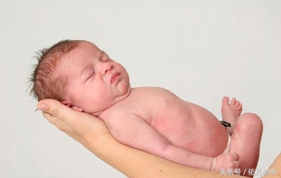 怎样护理宝宝的脐部,脐部护理的正确方法