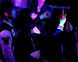 明星追星也疯狂,男明星追星追baby