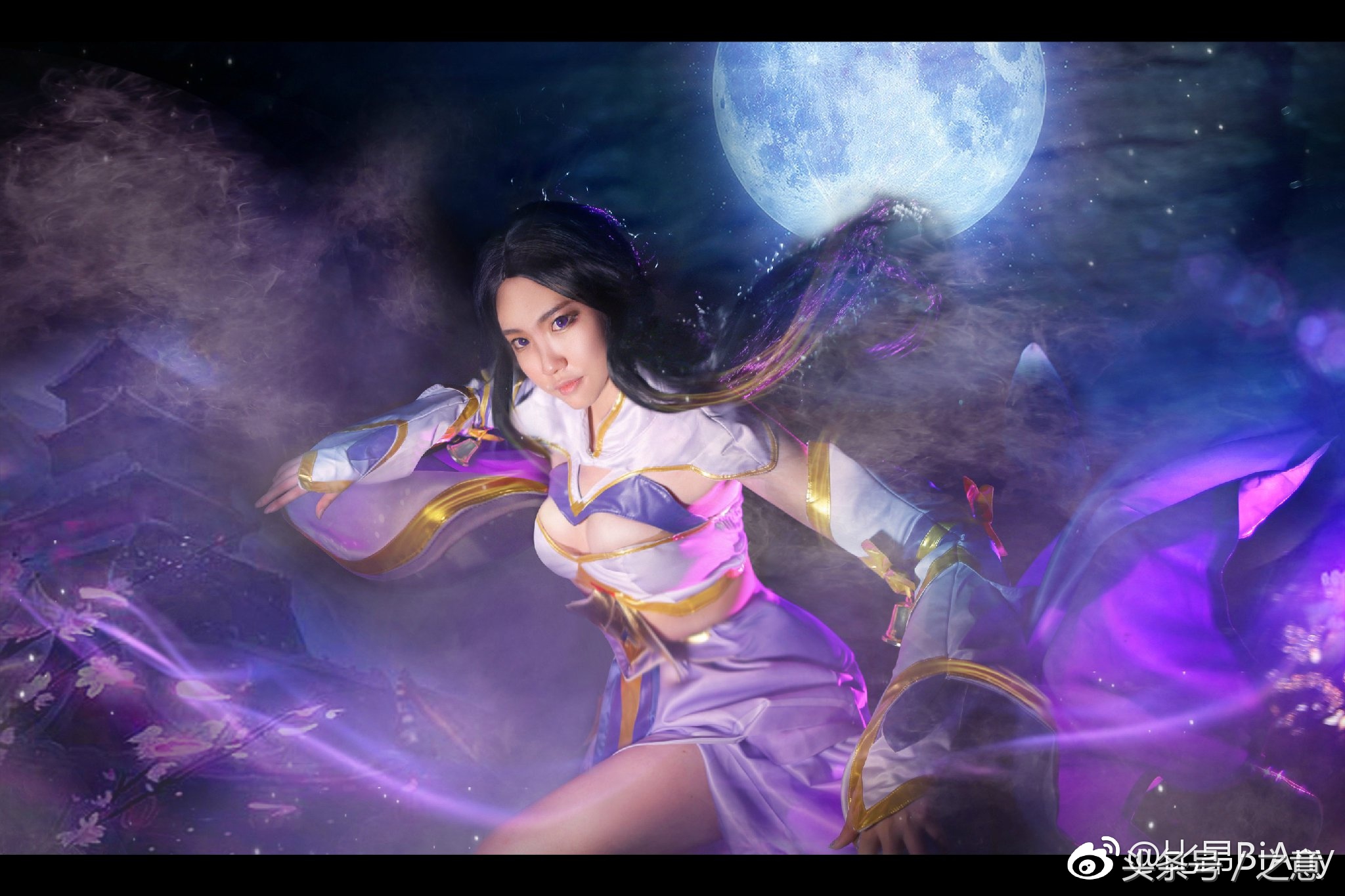 鍙ら鑹烘湳鎽勫奖鑺辩诞,闇插鎽勫奖浣滃搧